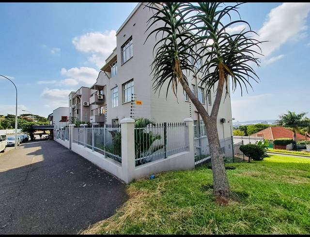 2.5 BEDROOM APARTMENT RENTED IN GLENWOOD